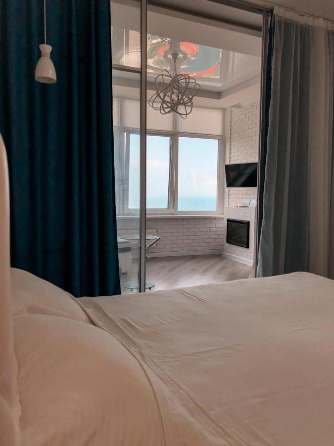 M&P Vip Appartments In Arkadia Odessa Esterno foto