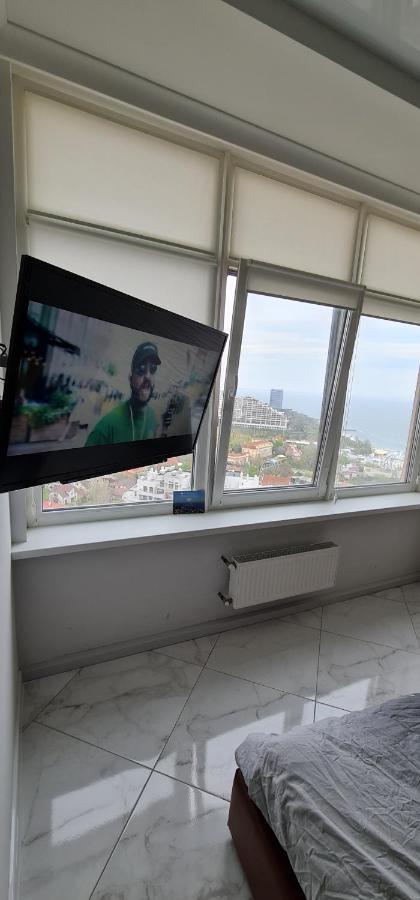M&P Vip Appartments In Arkadia Odessa Esterno foto