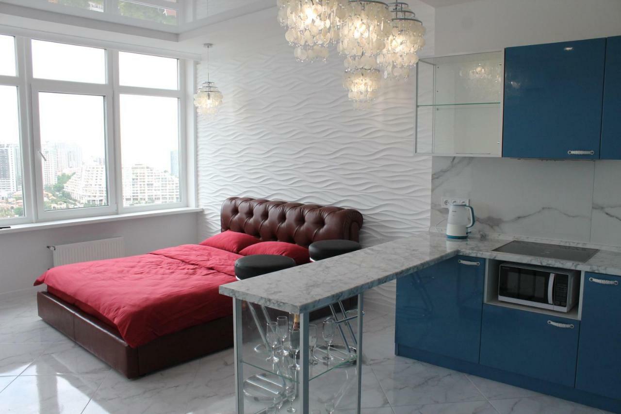 M&P Vip Appartments In Arkadia Odessa Esterno foto