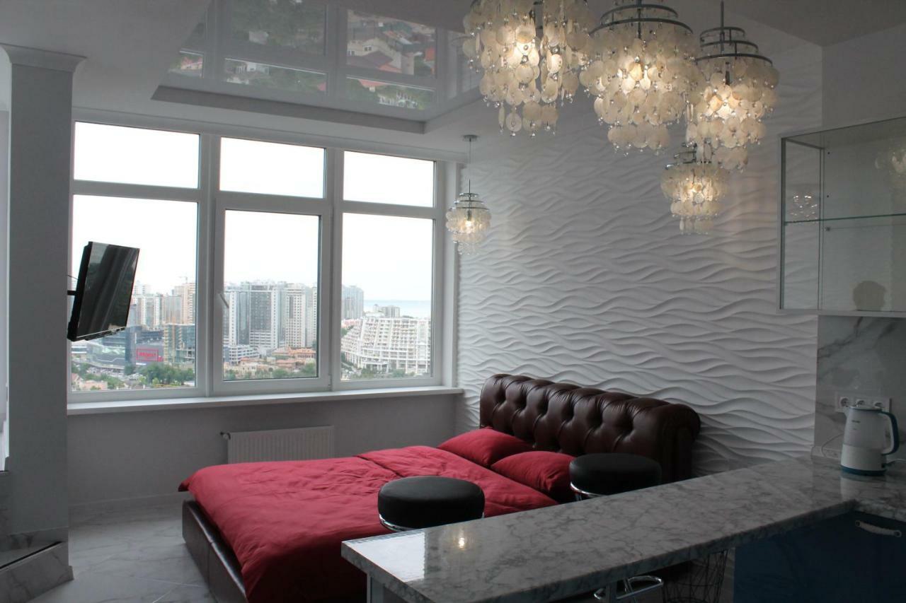 M&P Vip Appartments In Arkadia Odessa Esterno foto