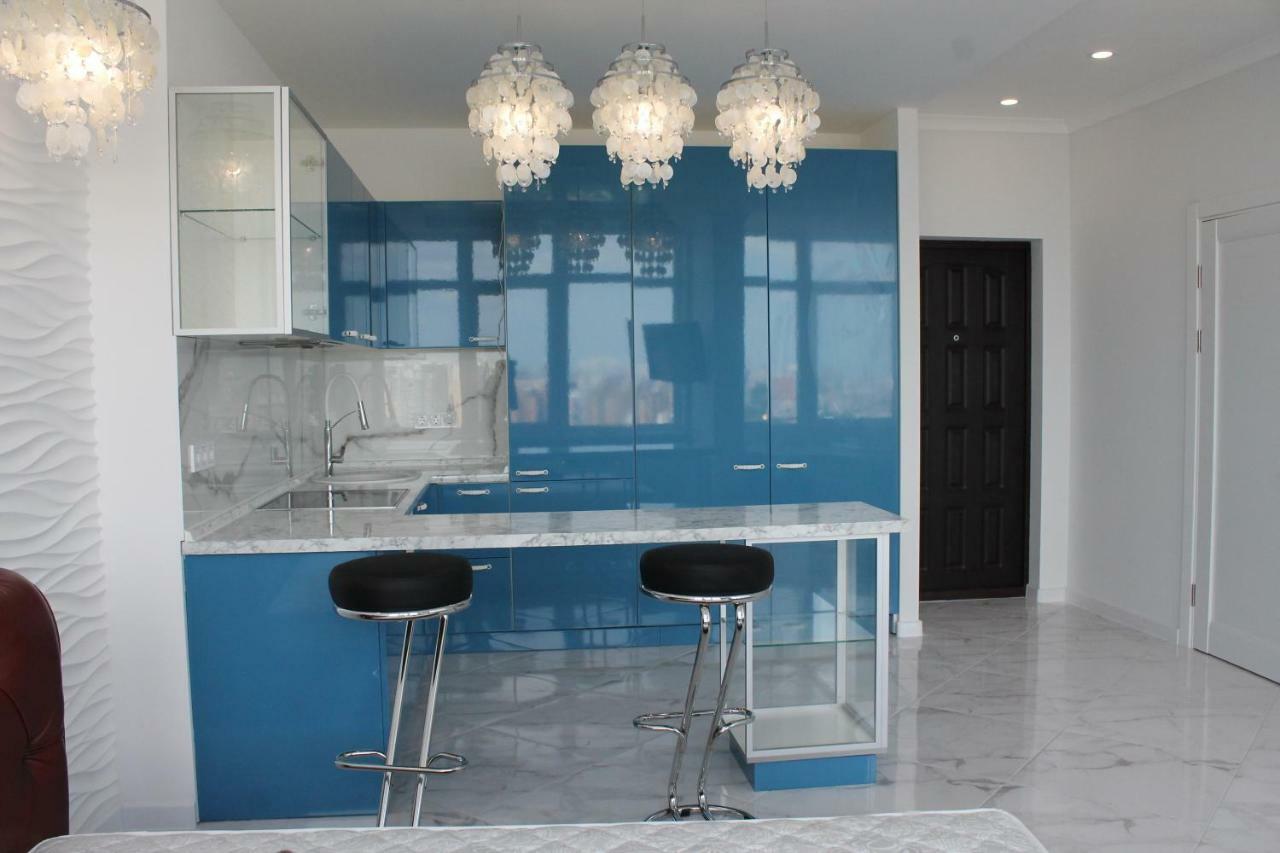 M&P Vip Appartments In Arkadia Odessa Esterno foto